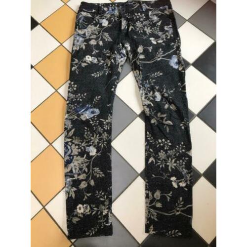Rinascimemto zwarte bloemen broek m cose cosi stretch