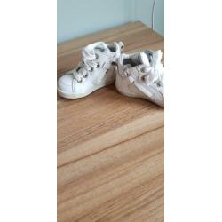 Bunnie sneaker schoen maat 21 NIEUW!