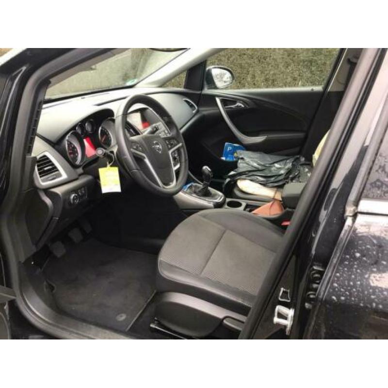 Opel Astra 120pk Turbo Cosmo (1ste eig/NAV/Climate/17"LMV)