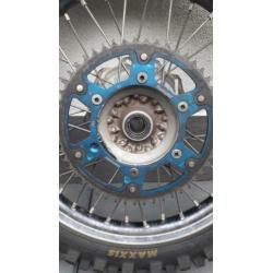 Achterwiel yz250f yz450f luchtfilter