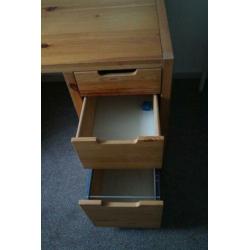 Massief grenen bureau