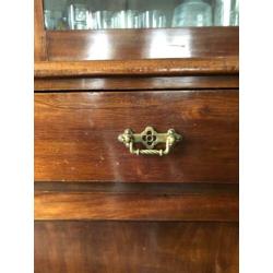 Engelse mahonie buffet vitrinekast