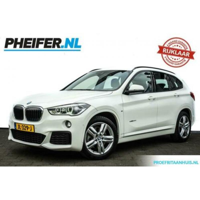 BMW X1 sDrive20i Executive Aut.8 M-Pakket/ Sportstoelen/ Led
