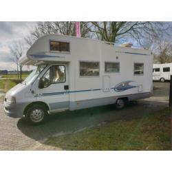 Adria Coral met frans bed mag ook in de verhuur blijven !!!