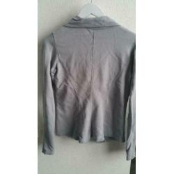 Fresh jasje maat M grijs