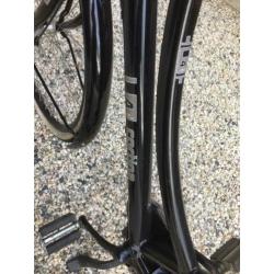 Cortina u4 damesfiets 58 inch zwart