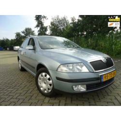 Skoda Octavia 1.6 Ambiente 134.0000KM - ELKE ZONDAG OPEN !