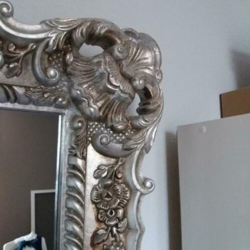 Spiegel prinses prinsessen brocante 1.13m hoog x 0.82m breed