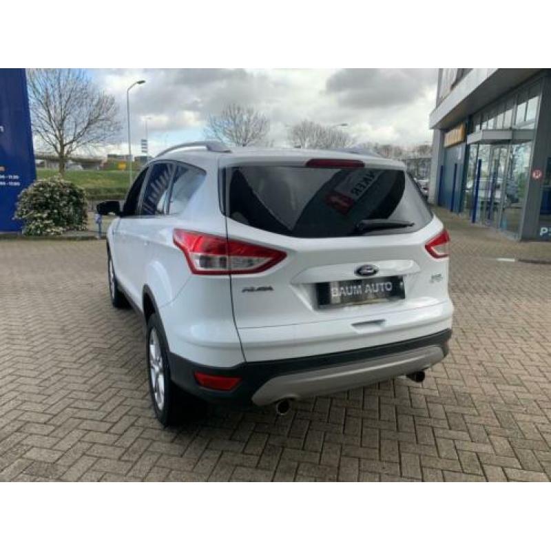 Ford KUGA 1.5 TITANIUM 150PK AIRCO NAVI PDC LMV
