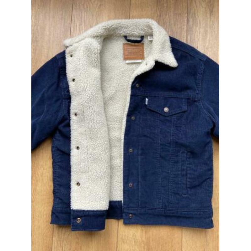 Nieuwe Levi’s corduroy jas