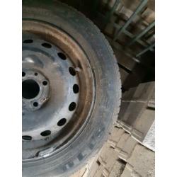 Rockstone op velg 175/65R14.