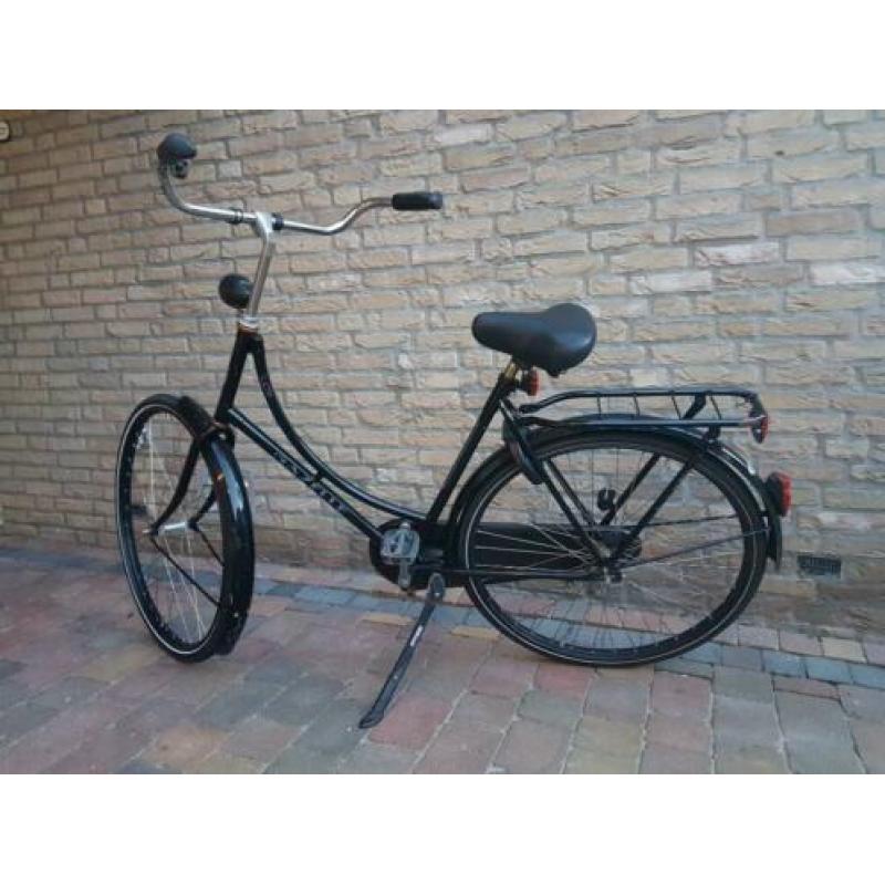 Oerdegelijke gazelle damesfiets (stationsfiets)