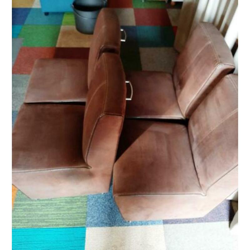 Nette bruine eettafelstoelen 4st.
