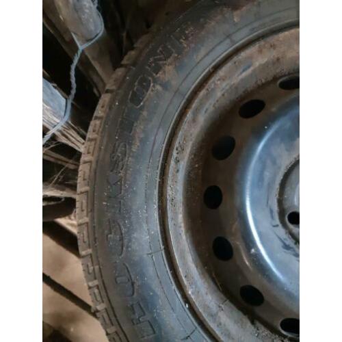 Rockstone op velg 175/65R14.