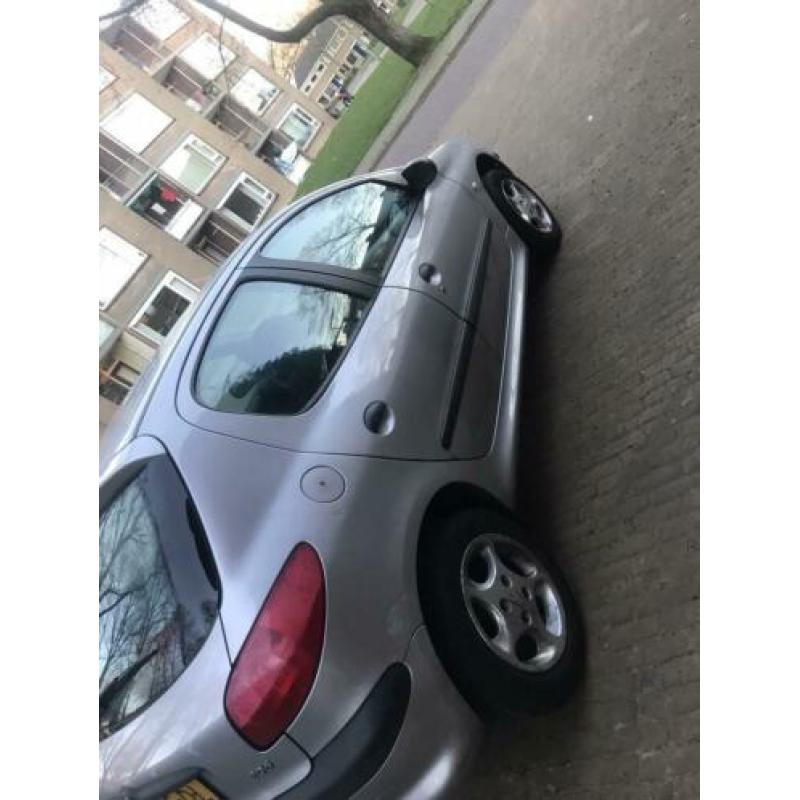 Peugeot 206 1.4 5D 1999 Grijs