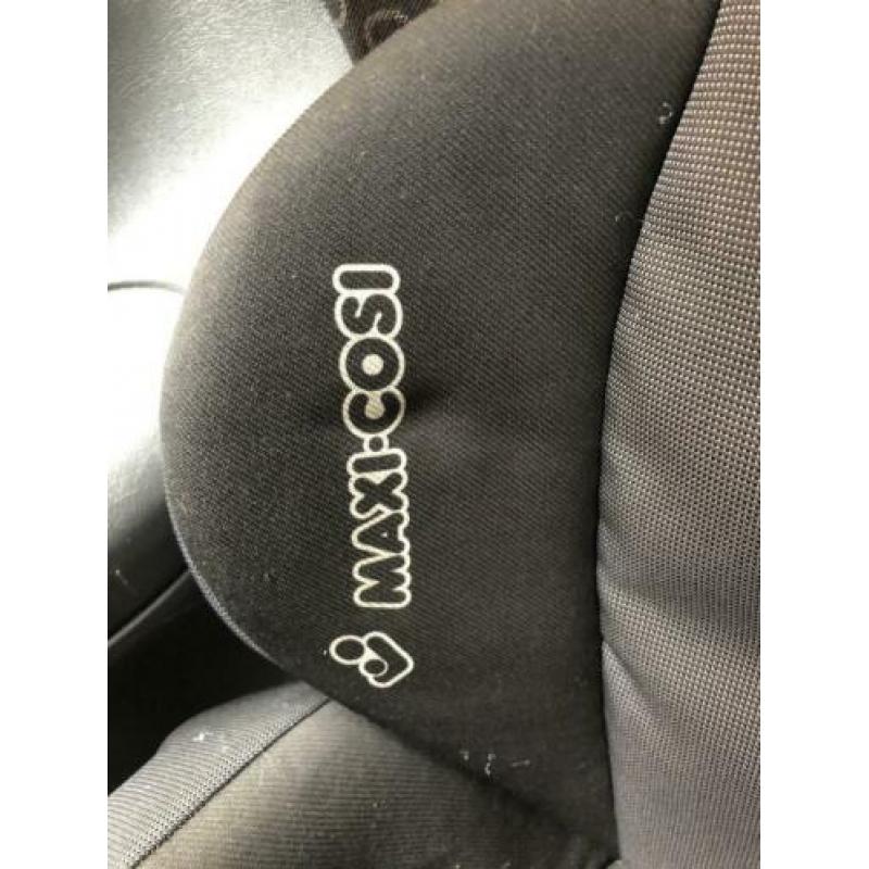 Maxi Cosi Rodi autostoel zwart antraciet 4 stuks