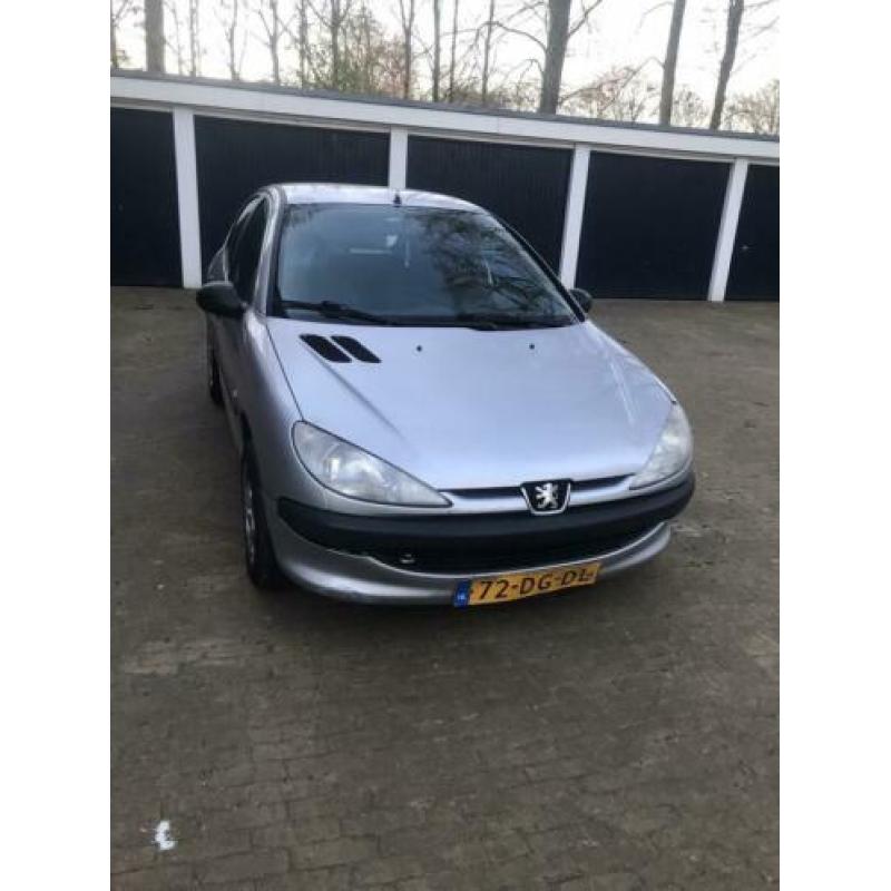 Peugeot 206 1.4 5D 1999 Grijs