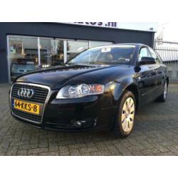 Audi A4 Avant 1.8 Turbo / AUTOMAAT / NIEUW MODELJAAR / APK N