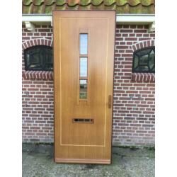 Voordeur 93x234,5cm.