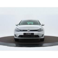 Volkswagen e-Golf E-DITION | Achteruitrijcamera | Getint gla