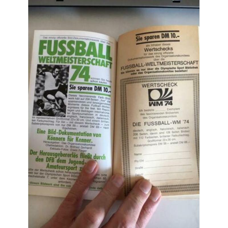 Officieel programma boekje WK74