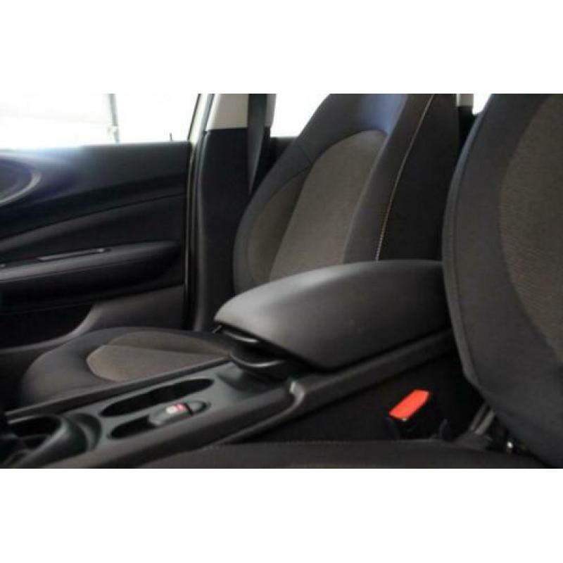 MINI Clubman VERKOCHT! 1.5 One, 2015, climatronic, stoelverw