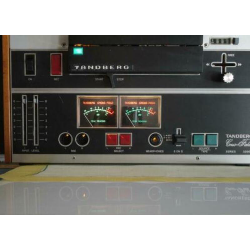 TANDBERG 3300X Cross Field Series Reel to reel tape recorder