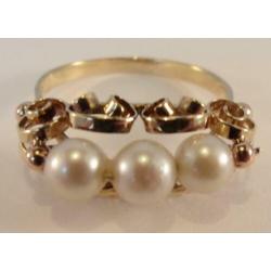 Antieke ring. Art Nouveau. 14 karaat goud + Akoya Parels