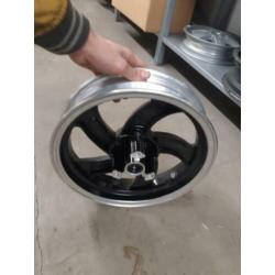 12 inch scooter voor velg NIEUW gy6 4takt china chinees velg