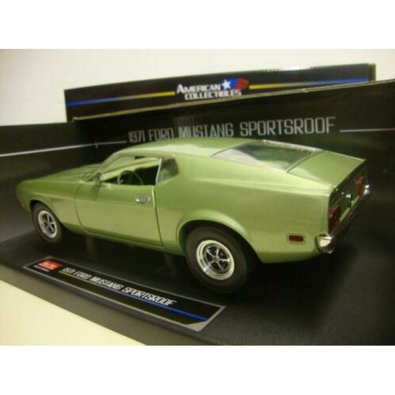 Ford Mustang Boss sportsroof green 1971 Sun Star 1:18 KRD