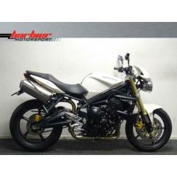 Hele mooie Triumph STREET TRIPLE 675 (bj 2008)