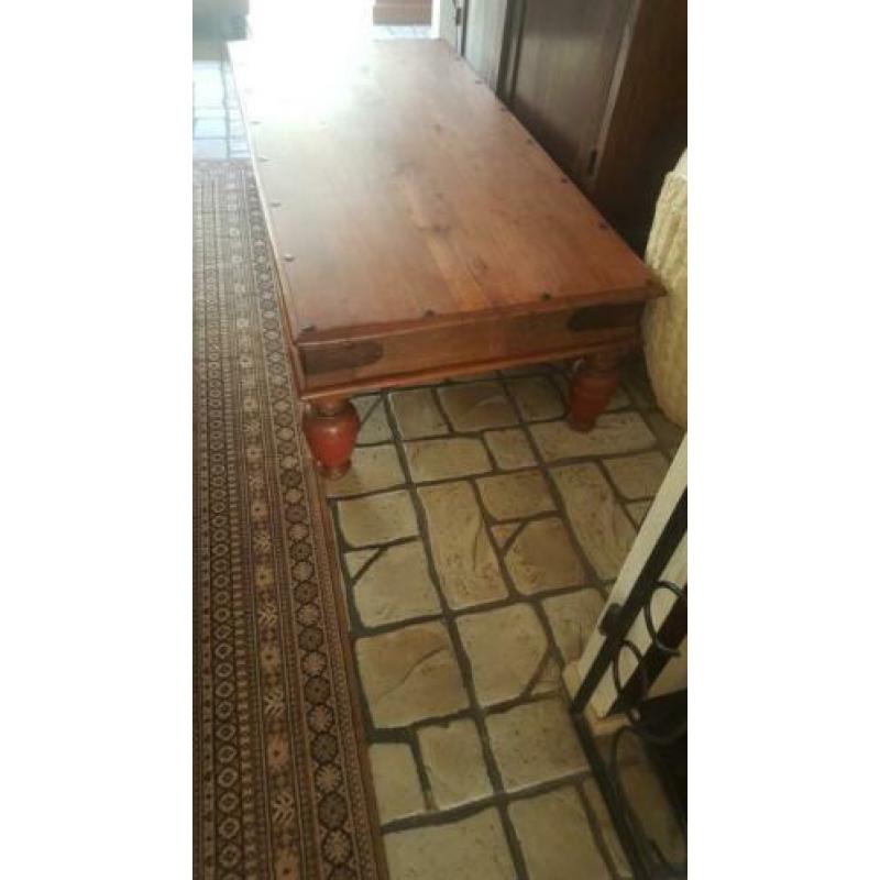 grote zware antieke salontafel teak 187x87x49