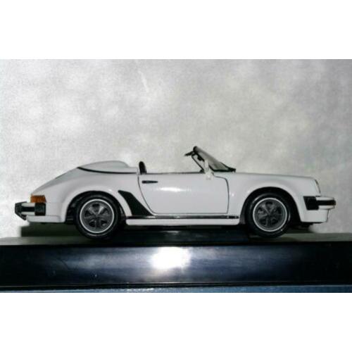 Porsche 911 Speedster Maisto 1:18