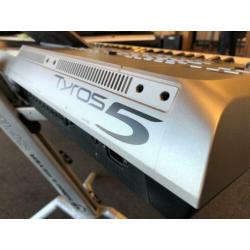 Yamaha Tyros 5 - 61 Keys