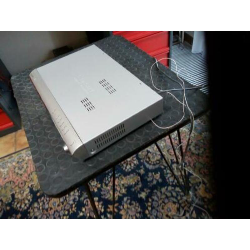 Surrounds system Sony HCD-DZ700W