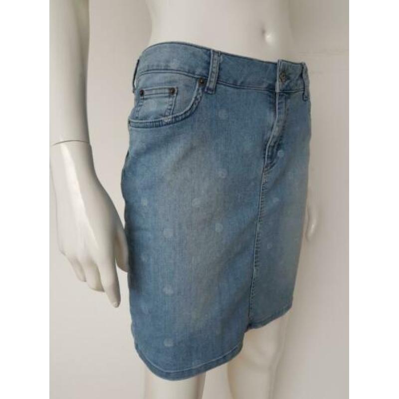 Sissy Boy denimrokje. Mt. L. Blauw/polkadots.