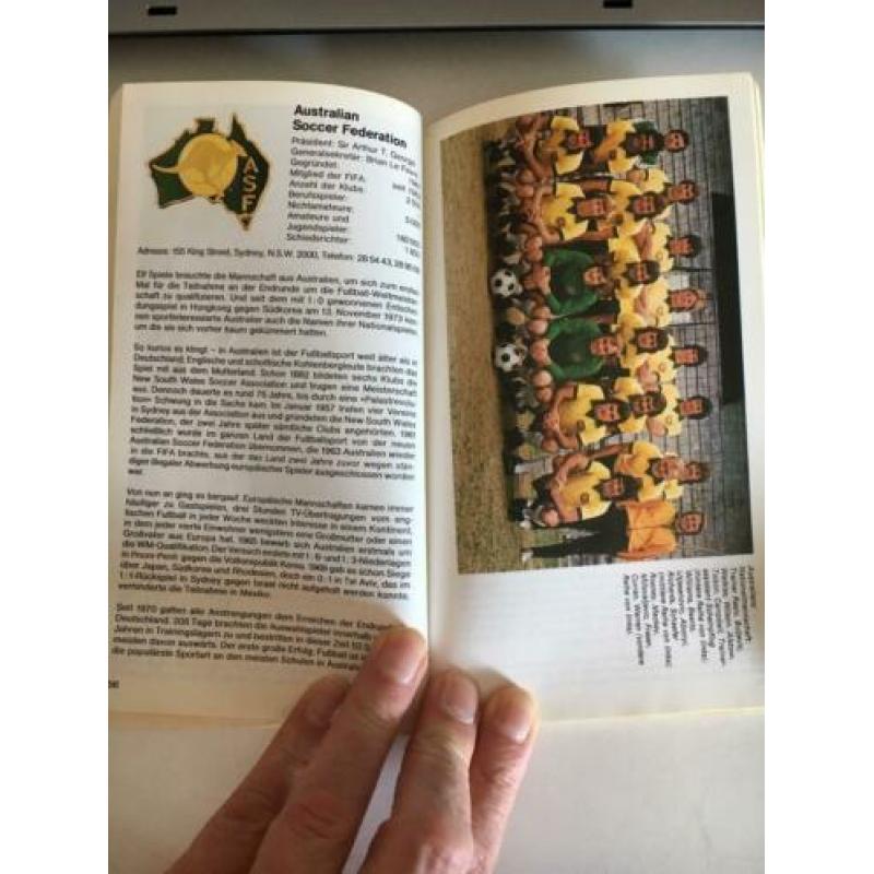 Officieel programma boekje WK74