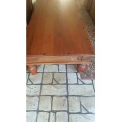 grote zware antieke salontafel teak 187x87x49