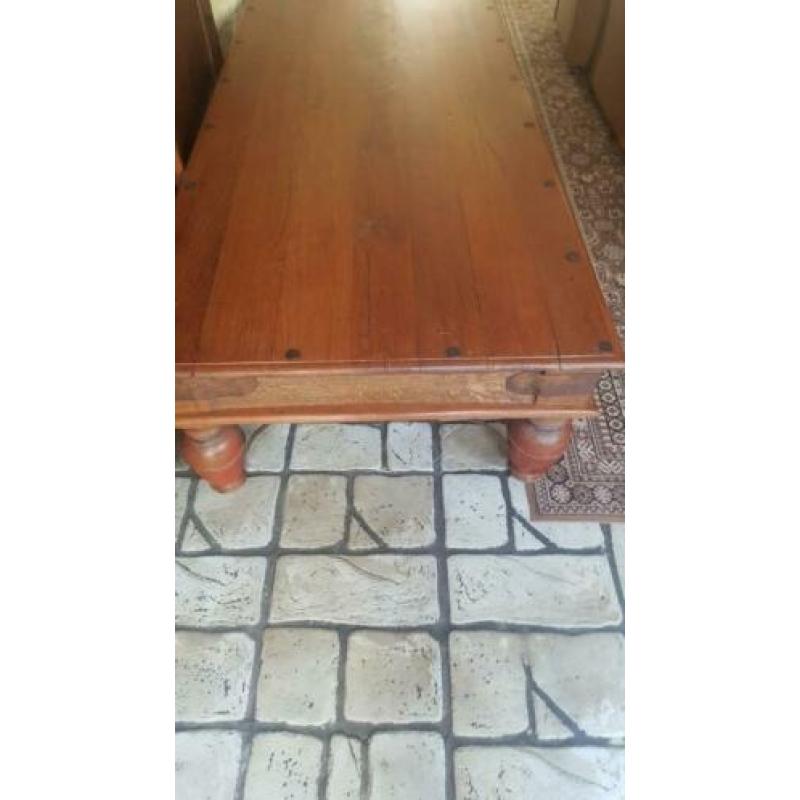 grote zware antieke salontafel teak 187x87x49
