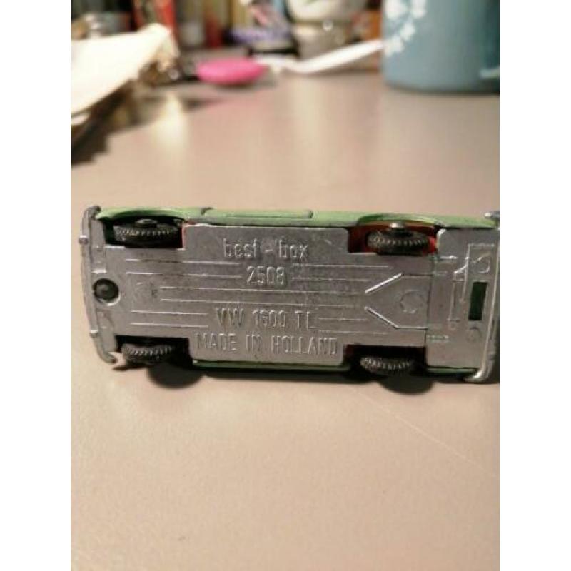 VW 1600TL GRAS GROEN best box made in Holland