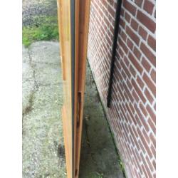 Voordeur 93x234,5cm.