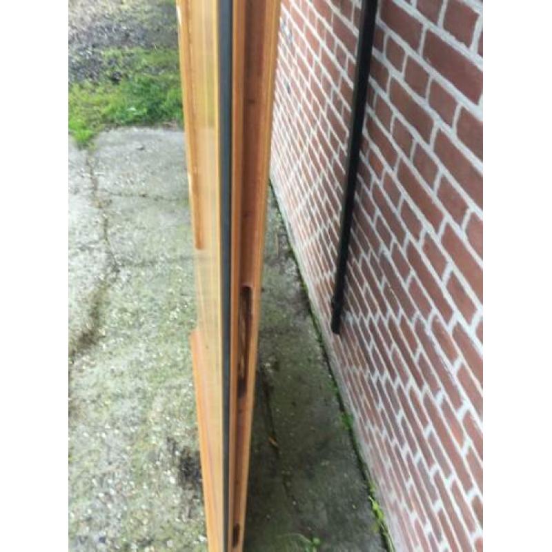 Voordeur 93x234,5cm.