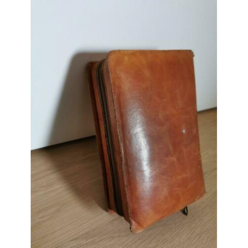 Bijbel 1954 in leren hoes met rits