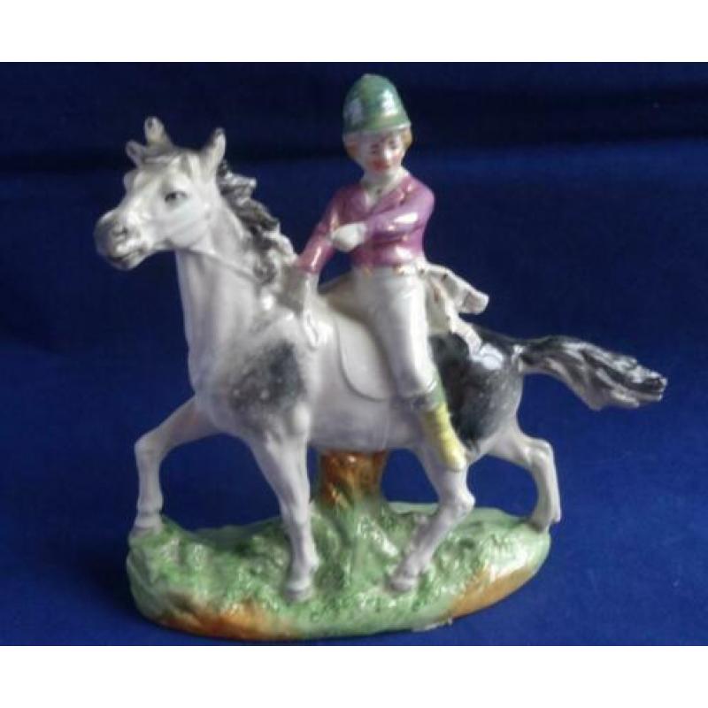ANTIEK BEELD VAN RUITER TE PAARD * Jachtmeester *