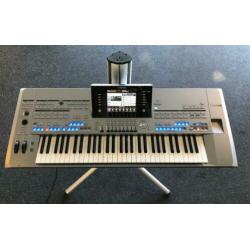 Yamaha Tyros 5 - 61 Keys