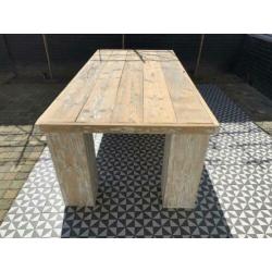 Steigerhouten tuintafel
