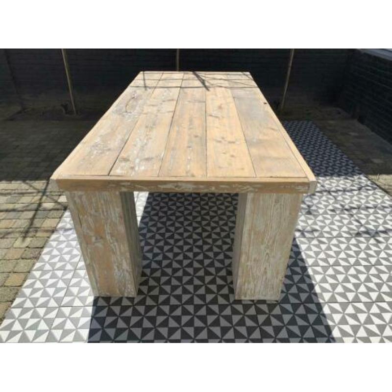 Steigerhouten tuintafel