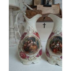 Set van 2 stuks Frans vaasjes, mooi, oud, brocante, hoogte 2