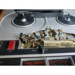 TANDBERG 3300X Cross Field Series Reel to reel tape recorder
