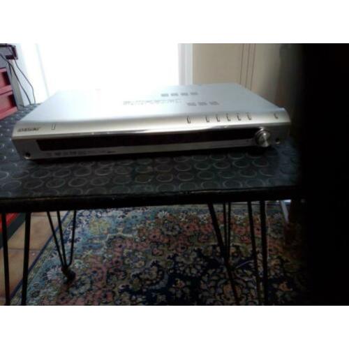 Surrounds system Sony HCD-DZ700W